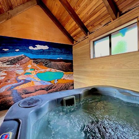 Adventure Lodge And Motels And Tongariro Crossing Track Transport National Park Exterior foto
